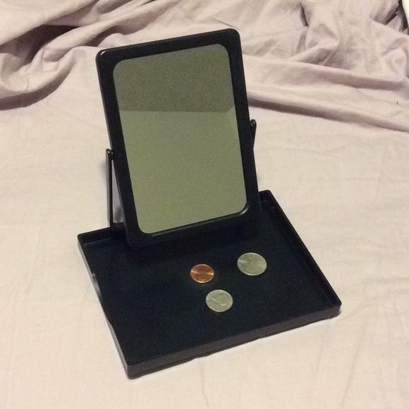 Mirror - Picture 1 of 3